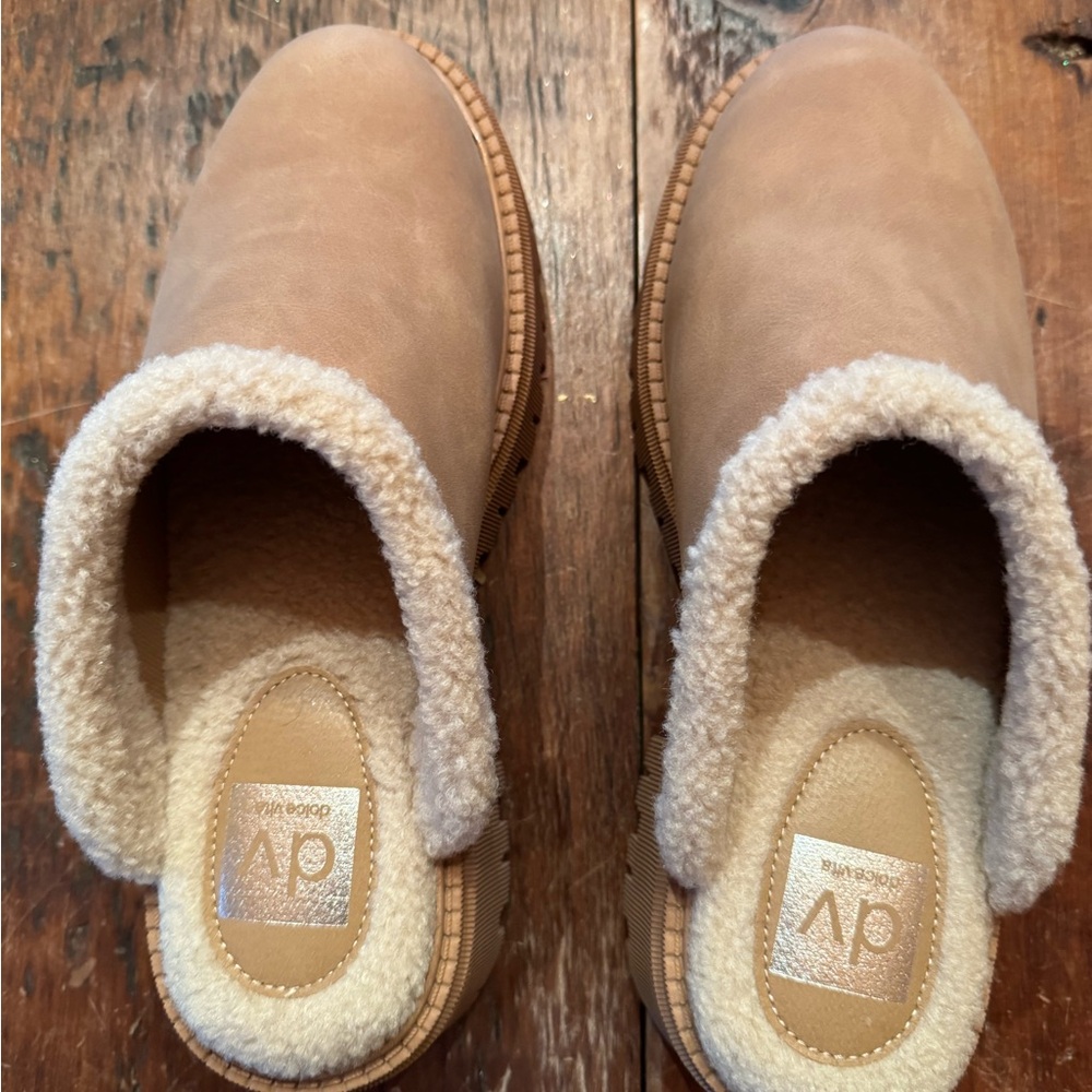 Women's Gracelyn Cozy Lug Sole Platform Clog Mules